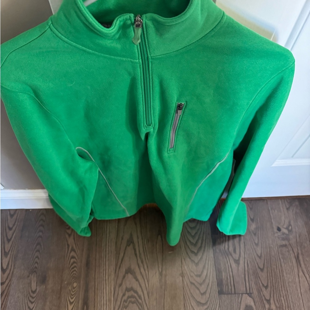 Green Under Armor Fleece large new without tags
